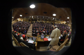 28-Apertura de la XV Asamblea General Ordinaria del Sínodo de los Obispos: Oración inicial y saludo del Papa