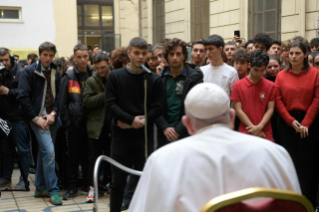 12-Papa Francesco incontra studenti e insegnanti del Liceo Classico "Pilo Albertelli"