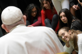 11-Papa Francesco incontra studenti e insegnanti del Liceo Classico "Pilo Albertelli"