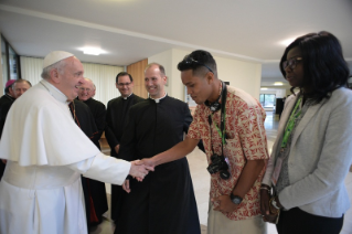 0-Intervención del Santo Padre en la reunión pre-sinodal de jóvenes