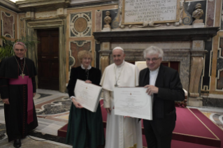 8-Audience with the “Joseph Ratzinger – Benedict XVI Vatican Foundation” for the conferral of the Ratzinger Prize 2018