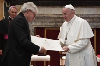 10-Audience with the “Joseph Ratzinger – Benedict XVI Vatican Foundation” for the conferral of the Ratzinger Prize 2018