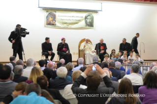 24-Visita pastoral a la Parroquia romana de &#x201c;San Pedro Damián&#x201d;