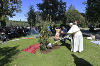 21-Festa di San Francesco nei Giardini Vaticani alla presenza del Santo Padre
