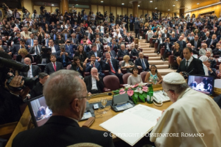 9-Encontro do Papa Francisco com os prefeitos de vários países sobre o tema: "Modern Slavery and Climate Change: The Commitment of the Cities" 
