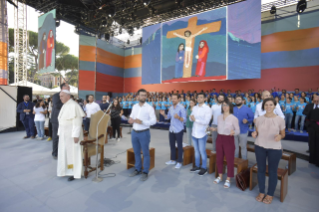 23-Meeting and prayer of the Holy Father with young Italians