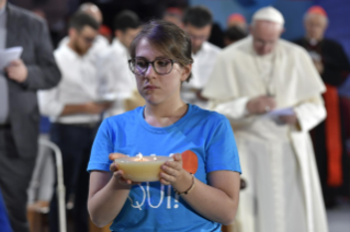 29-Meeting and prayer of the Holy Father with young Italians