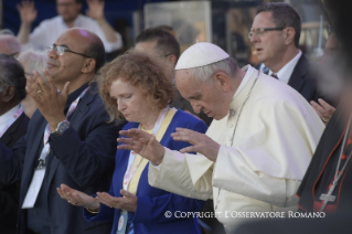 8-Vigília de Pentecostes por ocasião do Jubileu de Ouro da Renovação Carismática Católica