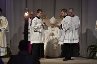 0-Holy Saturday – Easter Vigil in the Holy Night of Easter