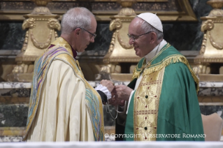 12-Celebração das Vésperas com o Arcebispo de Canterbury, em comemoração pelo 50º aniversário do encontro entre Paulo VI e o Arcebispo Michael Ramsey 