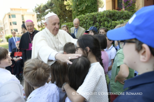 10-Visita del Santo Padre a "Villa Nazareth"