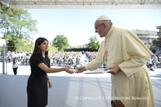 17-Visit of the Holy Father to "Villa Nazareth"