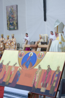 12-Viagem Apostólica à Romênia: Divina Liturgia com a beatificação de 7 bispos Greco-Católicos mártires