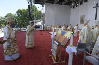 17-Viagem Apostólica à Romênia: Divina Liturgia com a beatificação de 7 bispos Greco-Católicos mártires
