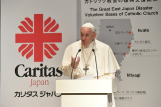 9-Viaje apostólico a Japón: Encuentro con las víctimas de la triple catástrofe